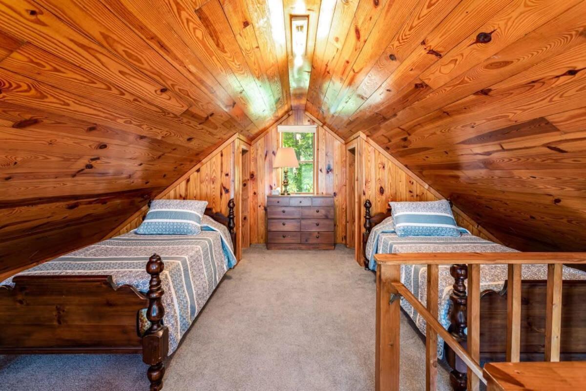 Hot Tub, Large Deck, Wifi, Fire Pit At Chalet Cabin Morton Grove Екстер'єр фото