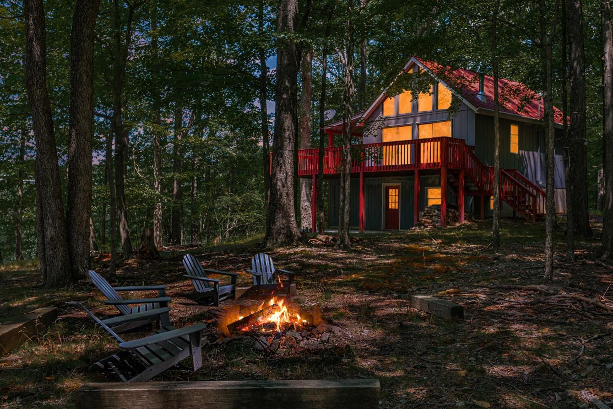 Hot Tub, Large Deck, Wifi, Fire Pit At Chalet Cabin Morton Grove Екстер'єр фото