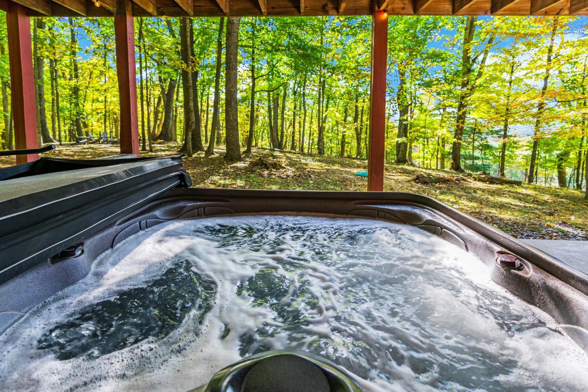Hot Tub, Large Deck, Wifi, Fire Pit At Chalet Cabin Morton Grove Екстер'єр фото